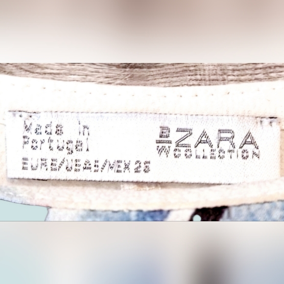 Zara Abstract Print Top - Picture 5 of 5